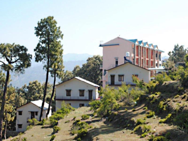 Clarks Inn Binsar Extérieur photo